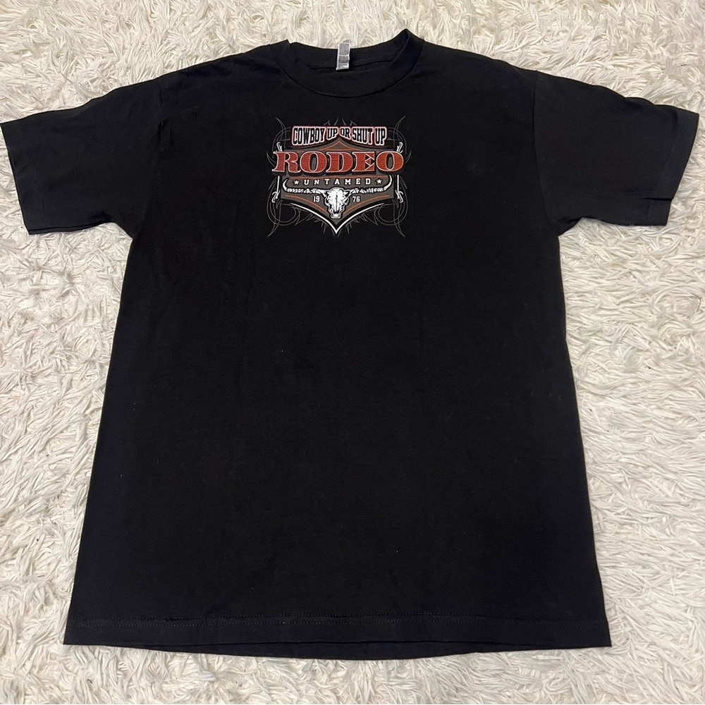 COWBOY RULES BULL RIDER RODEO UNTAMED COWBOY UP OR SHUT UP T-SHIRT size M NWOT